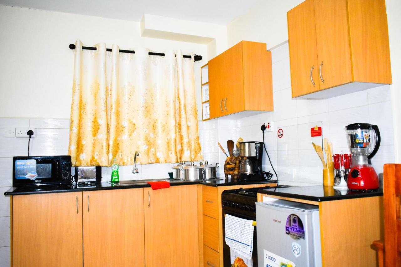 Affordable Furnished Apartments At The City Centre ไนโรบี ภายนอก รูปภาพ