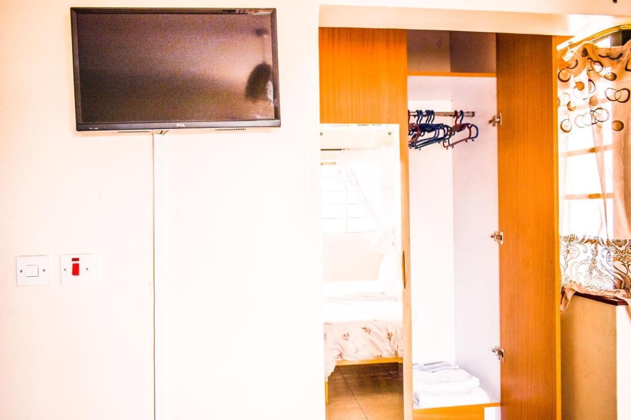 Affordable Furnished Apartments At The City Centre ไนโรบี ภายนอก รูปภาพ